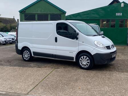 RENAULT TRAFIC 2.0 dCi SL29