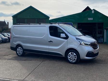 RENAULT TRAFIC 2.0 LL30 ENERGY dCi 120 Sport MY19