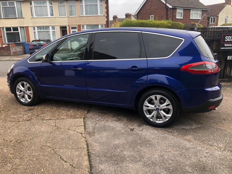 FORD S-MAX