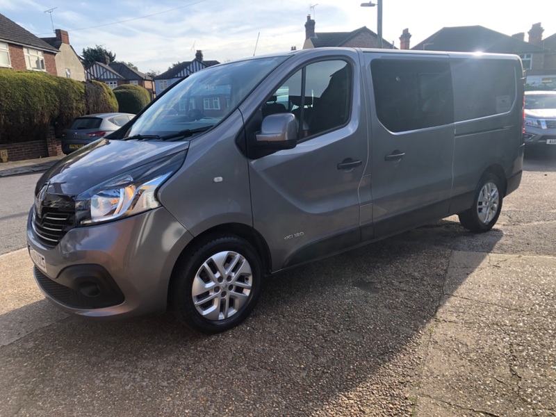 RENAULT TRAFIC