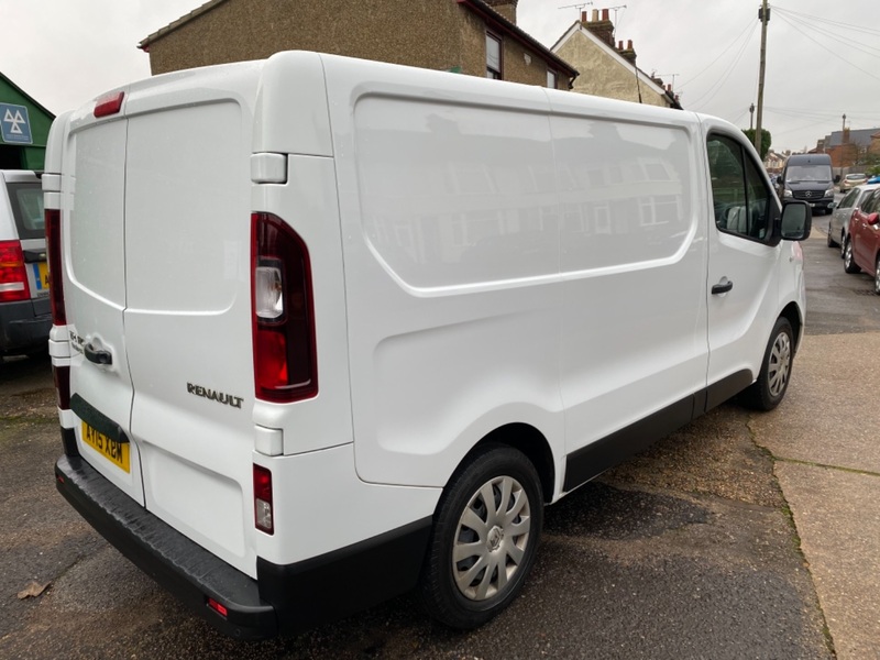 RENAULT TRAFIC