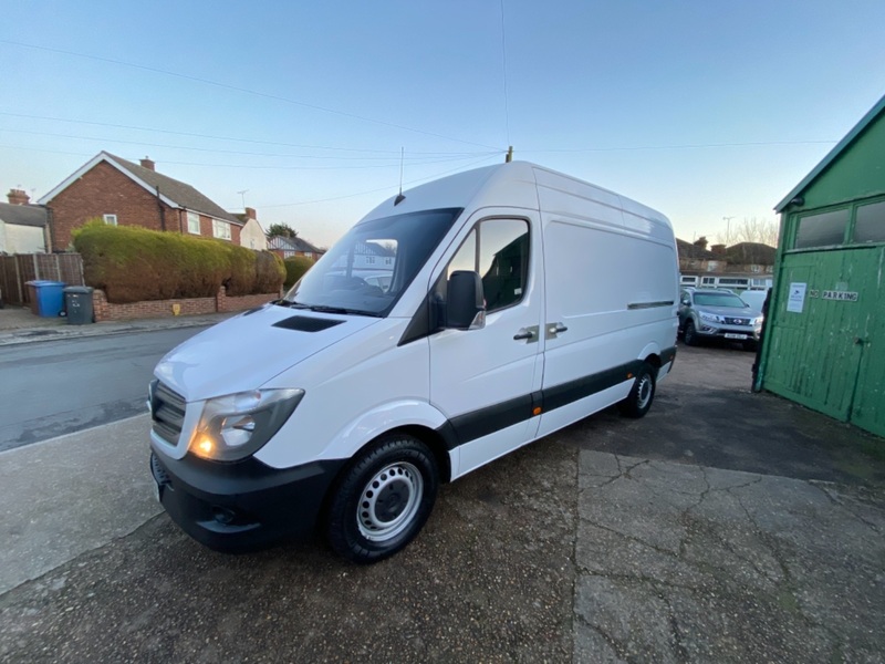 MERCEDES-BENZ SPRINTER