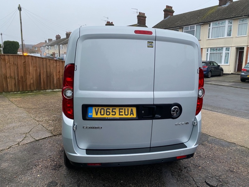 VAUXHALL COMBO