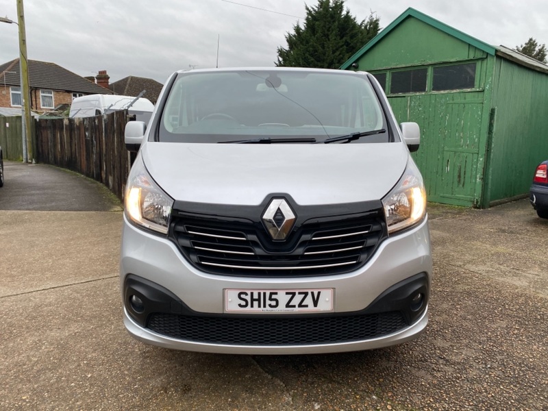 RENAULT TRAFIC