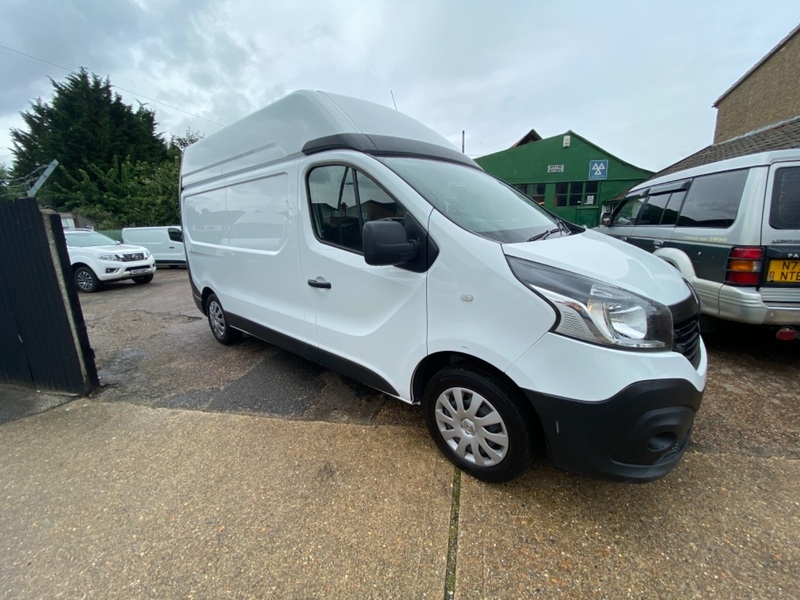 RENAULT TRAFIC