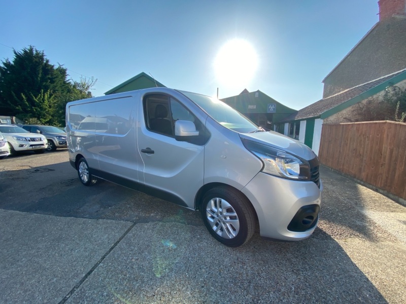 RENAULT TRAFIC