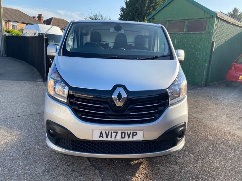 RENAULT TRAFIC