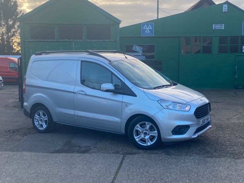 FORD TRANSIT COURIER