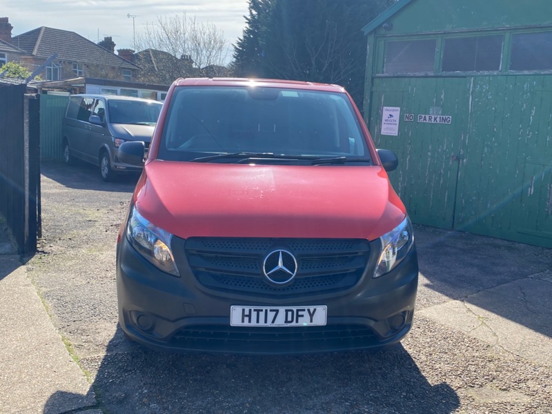 MERCEDES-BENZ VITO