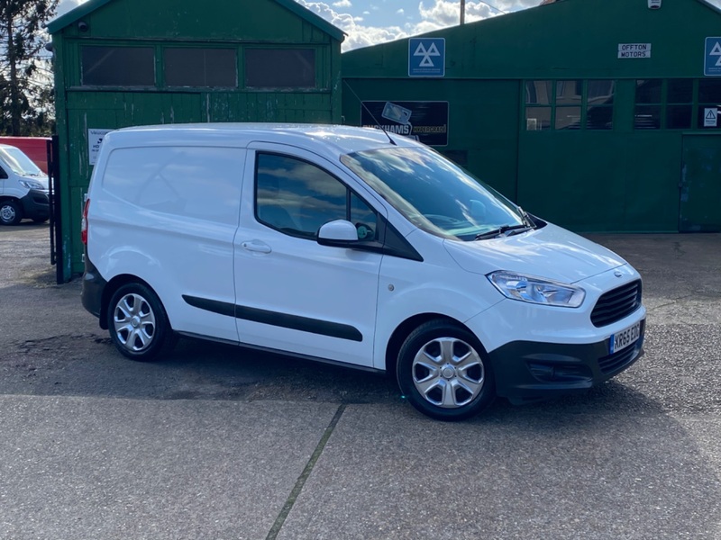 FORD TRANSIT COURIER