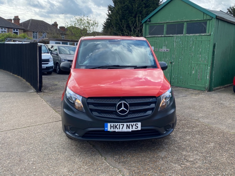 MERCEDES-BENZ VITO