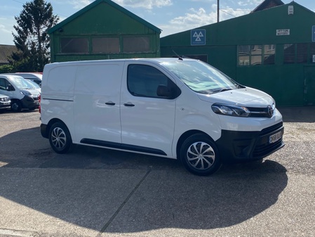 TOYOTA PROACE L1 BASE