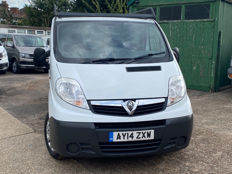 VAUXHALL VIVARO