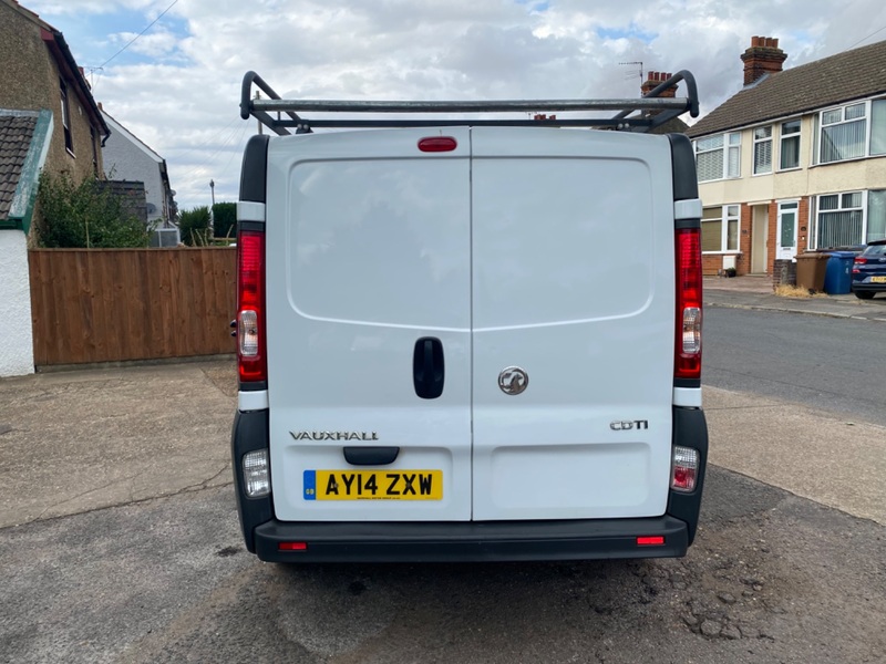 VAUXHALL VIVARO