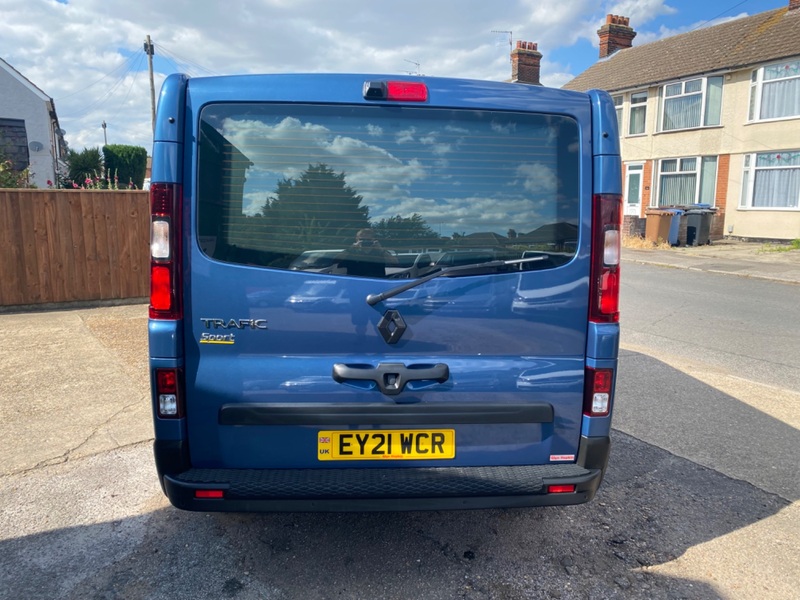 RENAULT TRAFIC