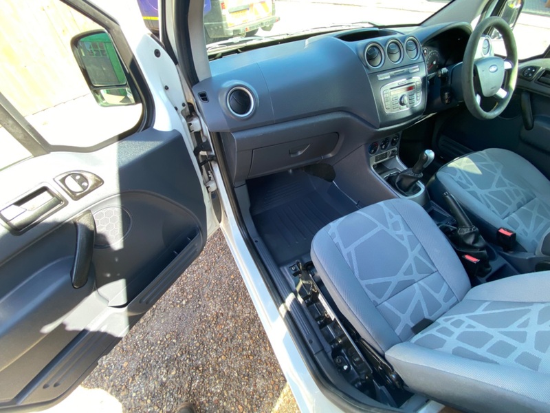 FORD TRANSIT CONNECT