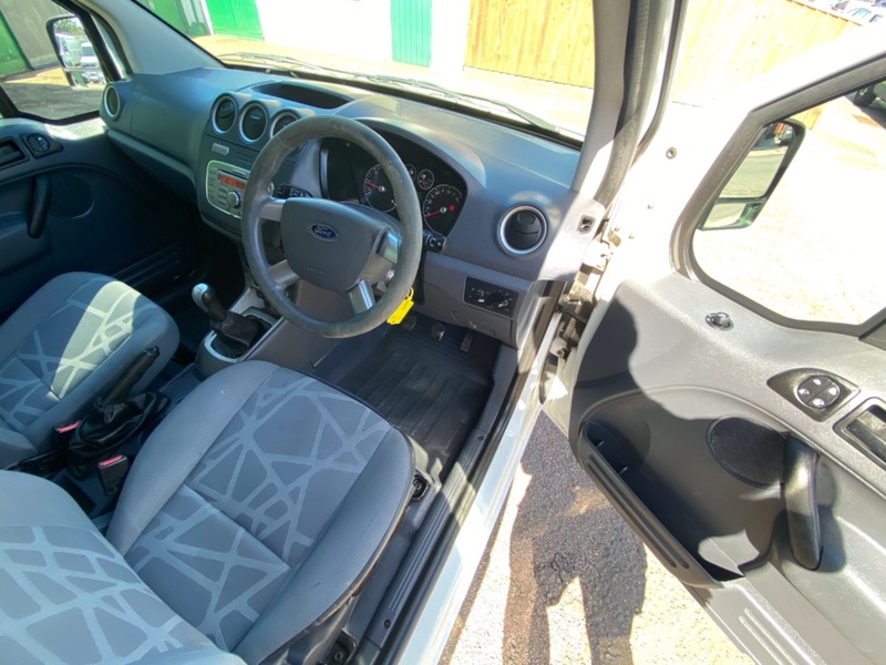 FORD TRANSIT CONNECT