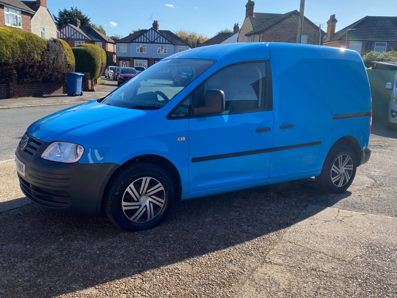 VOLKSWAGEN CADDY