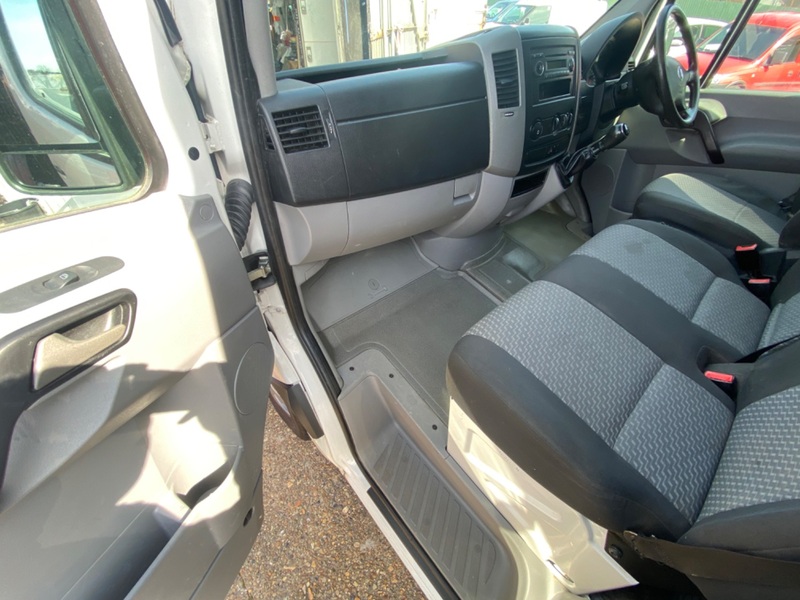 VOLKSWAGEN CRAFTER