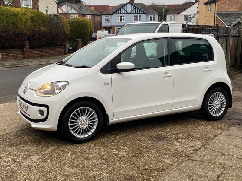 VOLKSWAGEN UP