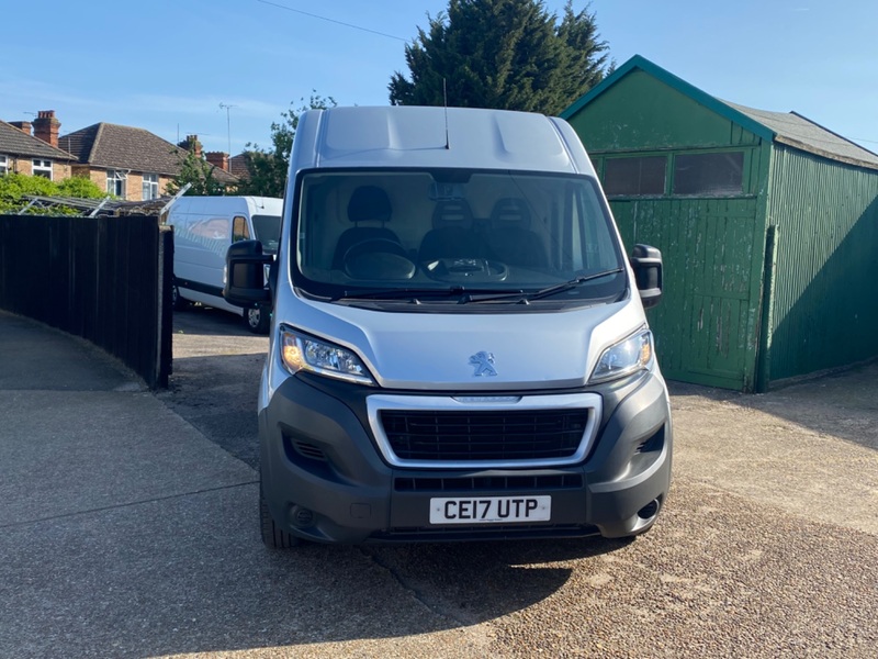 PEUGEOT BOXER