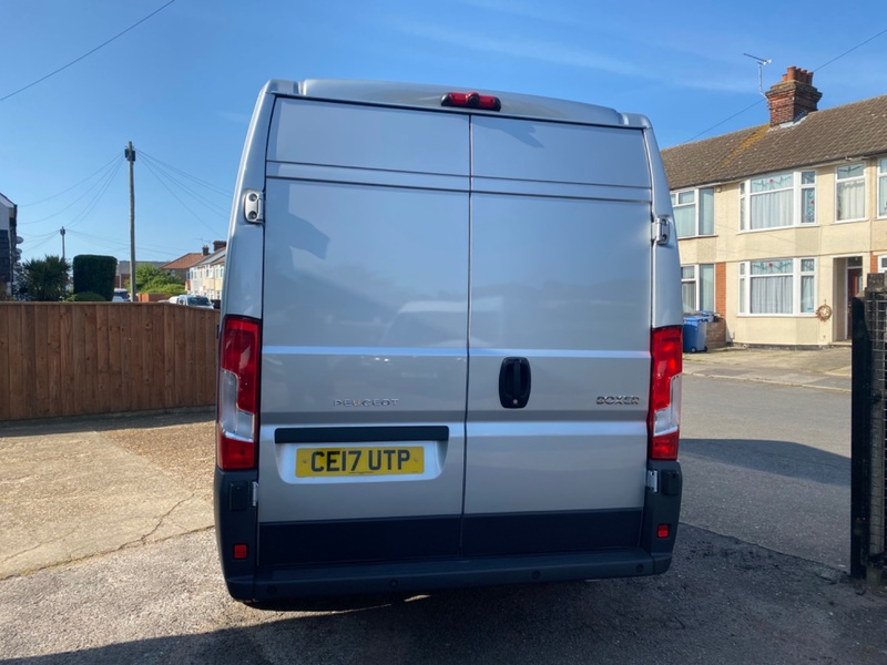 PEUGEOT BOXER